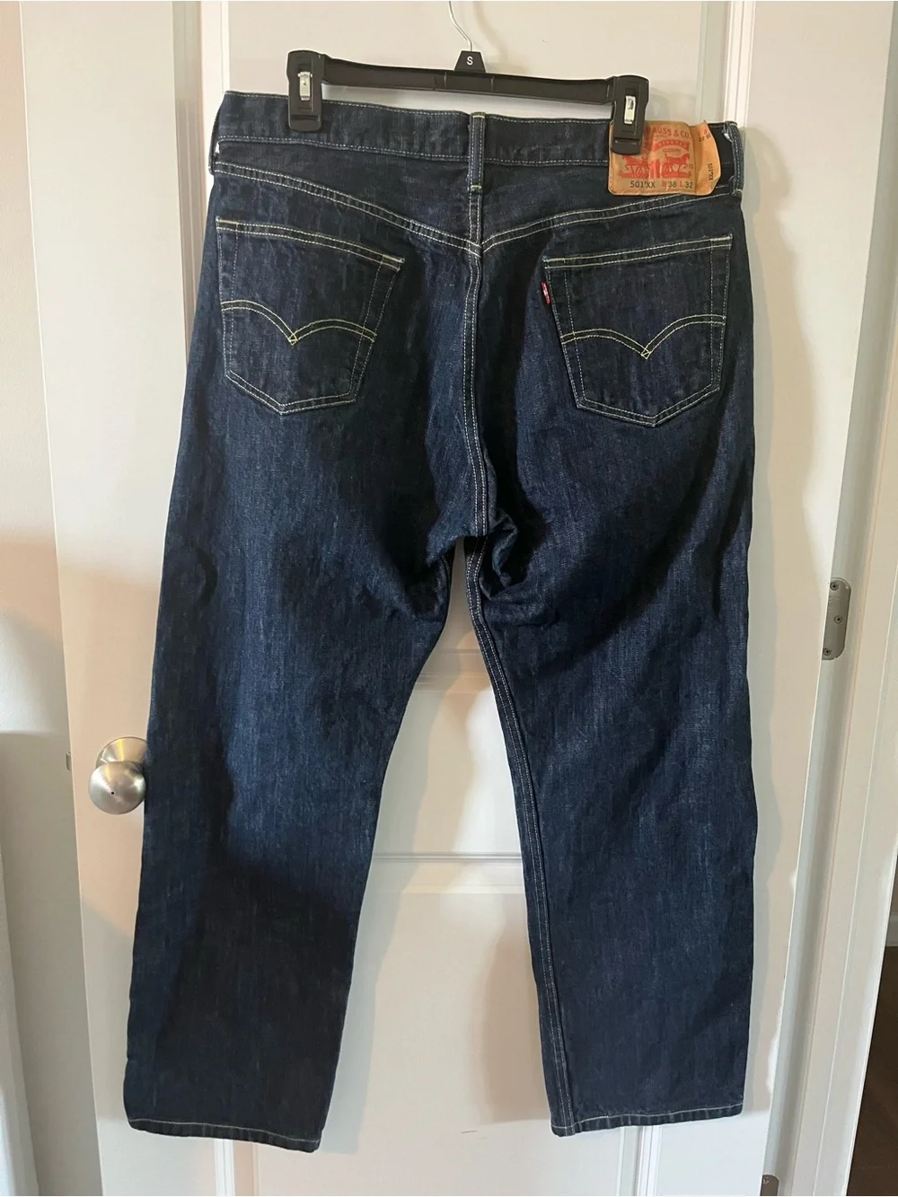 Levi's Men's Straight Dark Blue Denim Jeans Button Fly with Leather Patch
